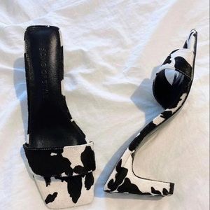 Song of style cow heels